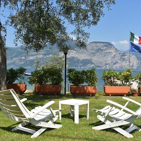 Hotel Garni Vela D'Oro Brenzone Extérieur photo