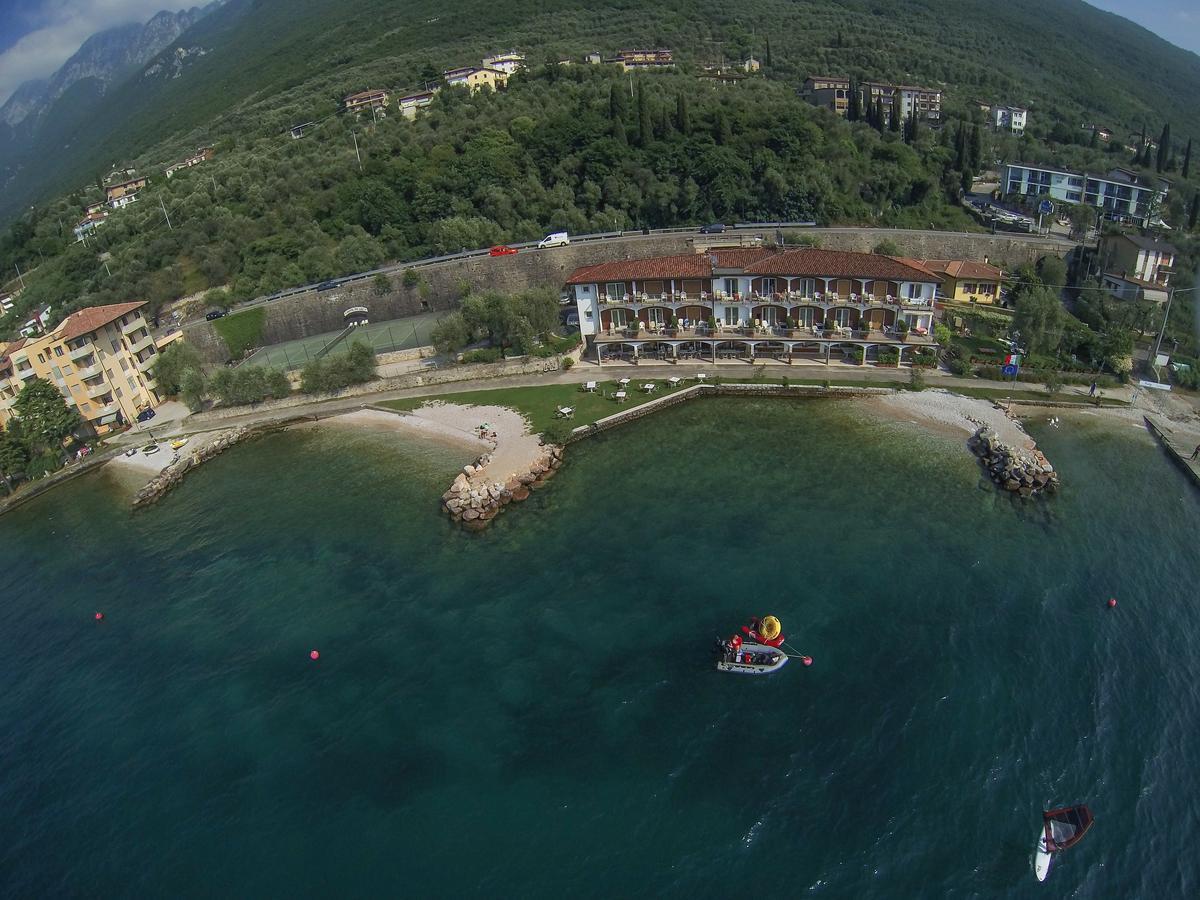 Hotel Garni Vela D'Oro Brenzone Extérieur photo