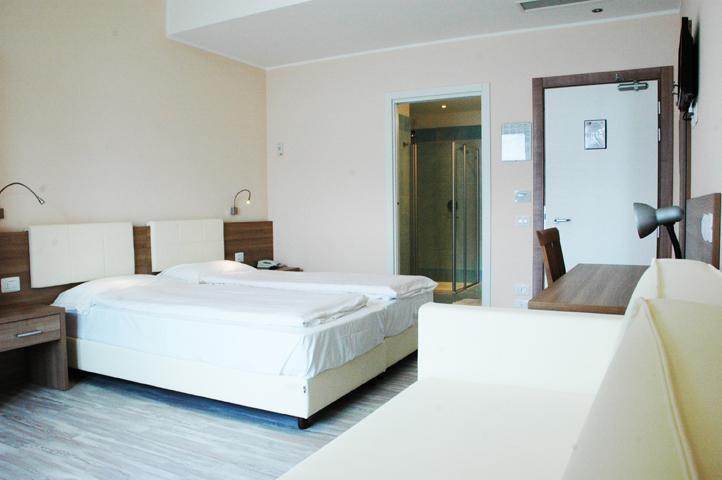 Hotel Garni Vela D'Oro Brenzone Extérieur photo