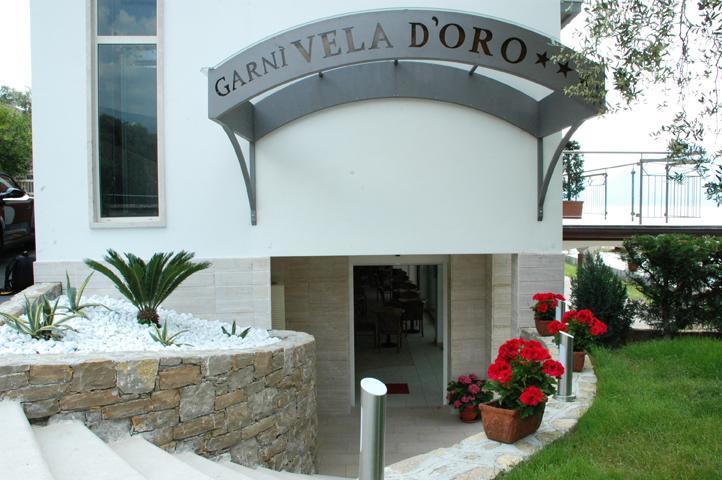 Hotel Garni Vela D'Oro Brenzone Extérieur photo